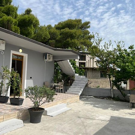 Guesthouse Vlore Exterior photo