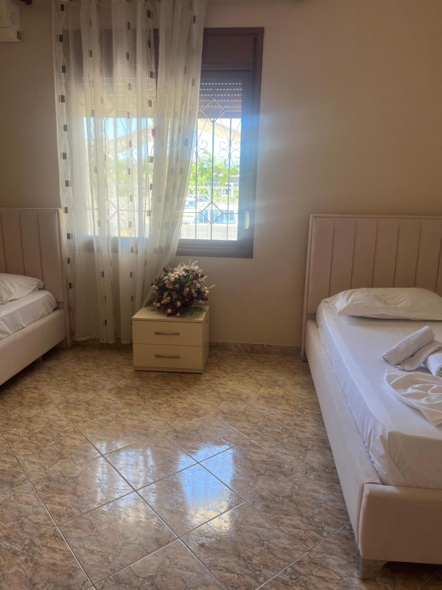 Guesthouse Vlore Exterior photo