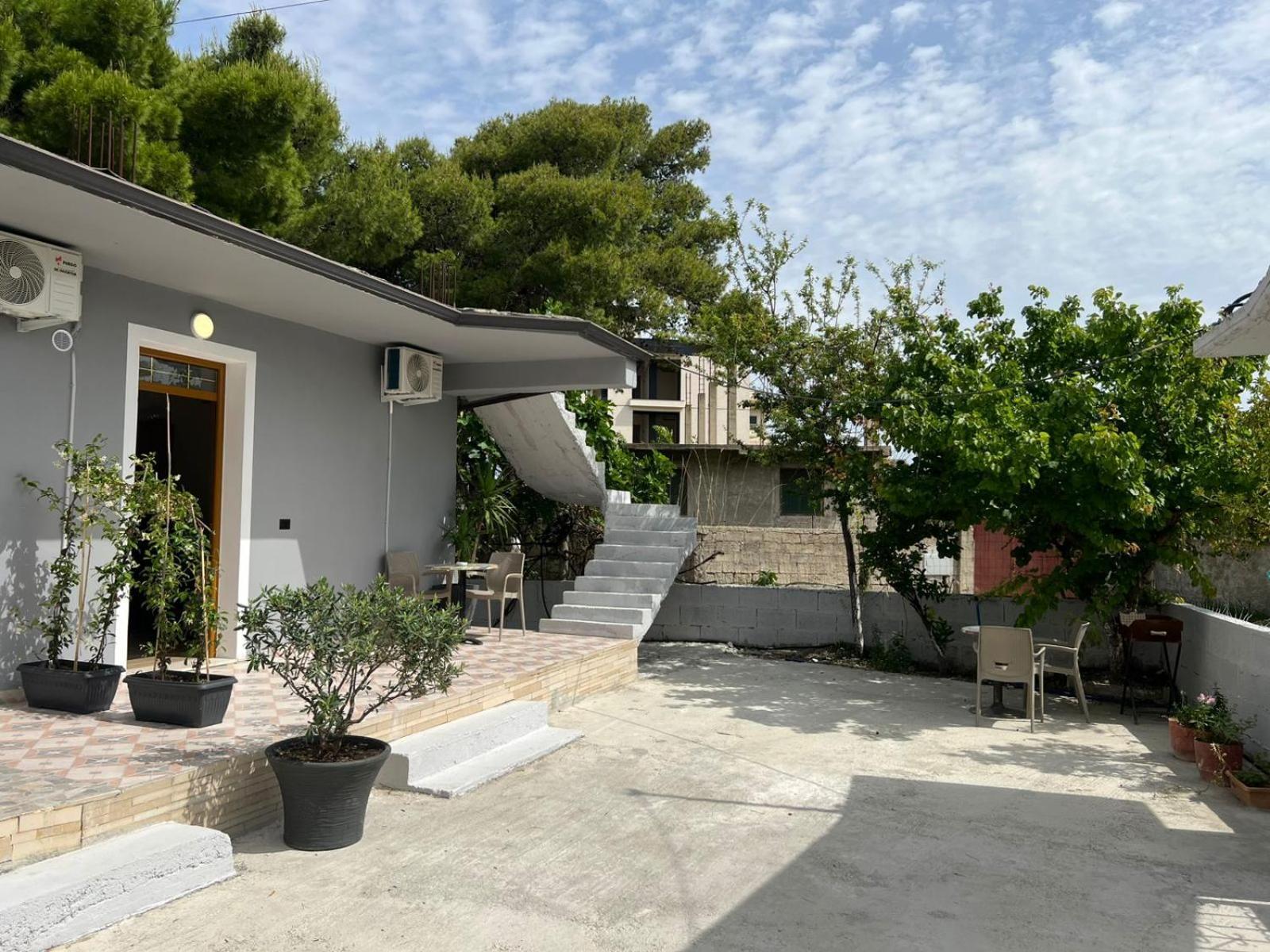 Guesthouse Vlore Exterior photo