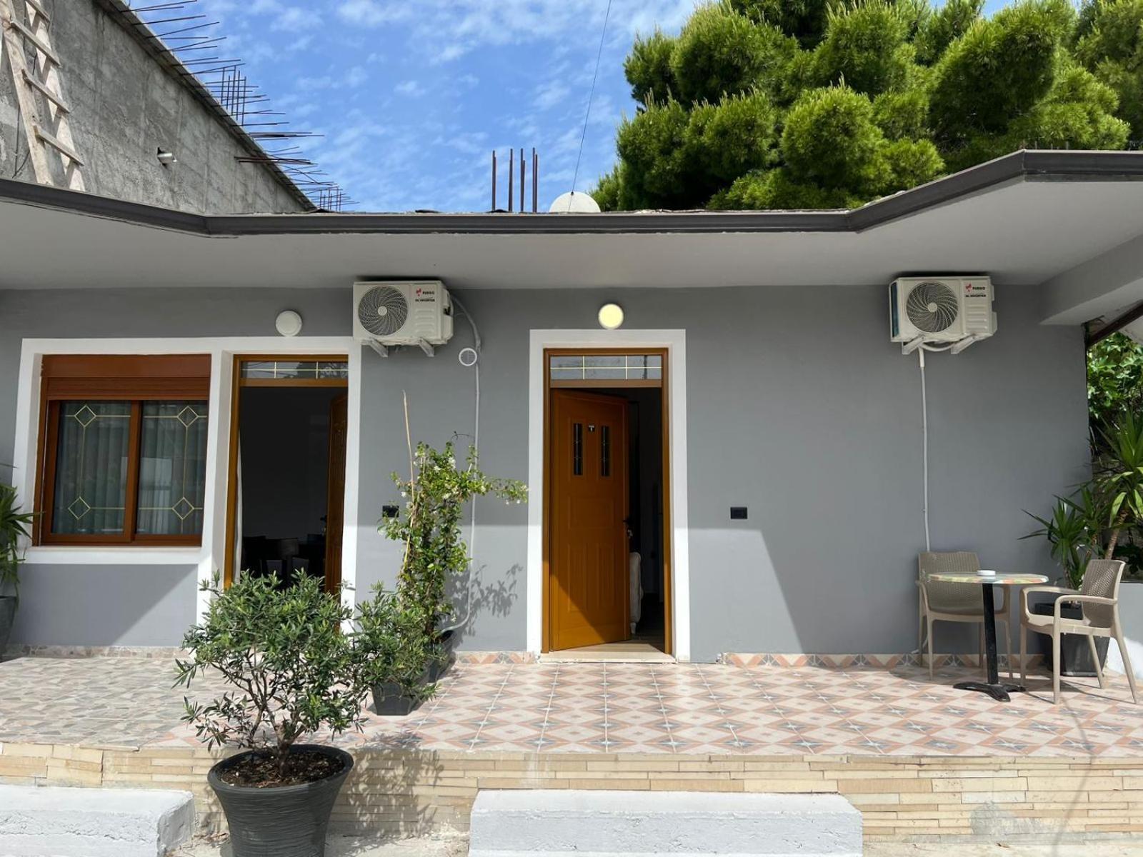 Guesthouse Vlore Exterior photo