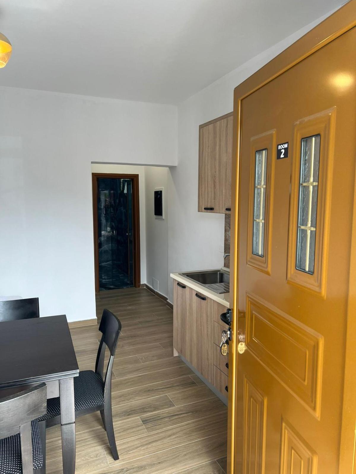 Guesthouse Vlore Exterior photo