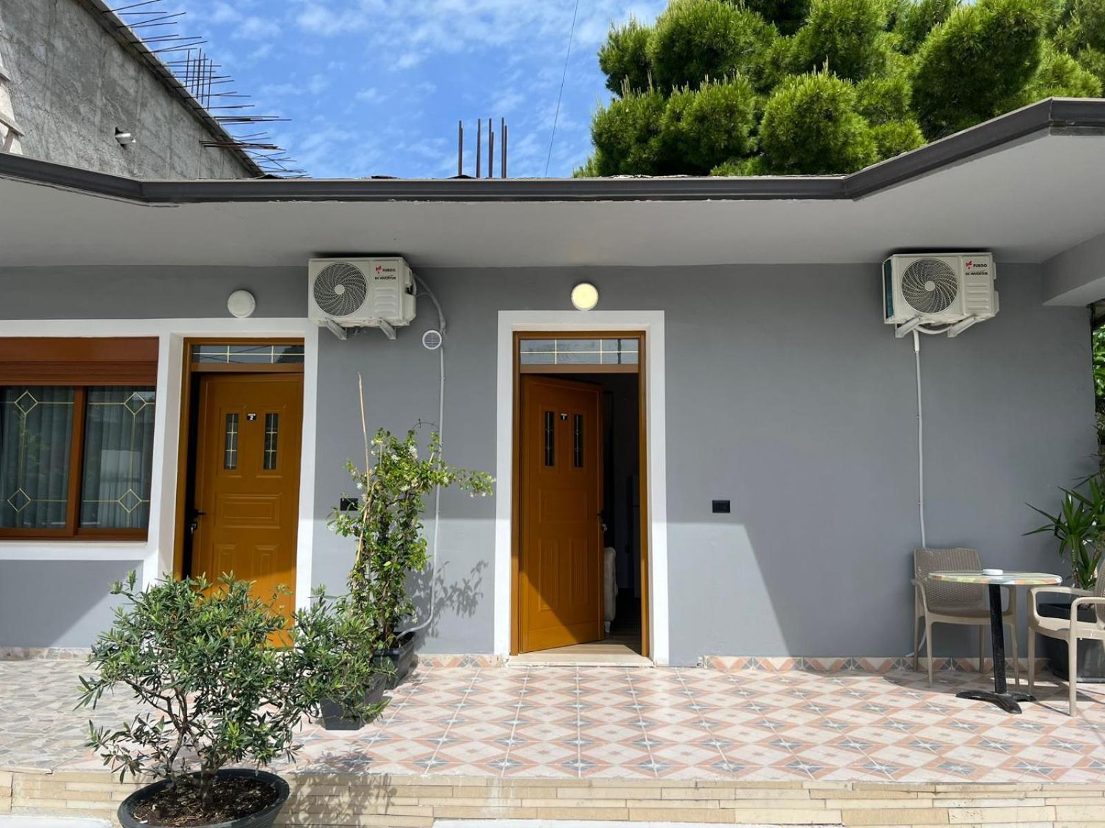 Guesthouse Vlore Exterior photo